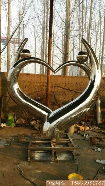 愛(ài)心景觀雕塑 不銹鋼雕塑