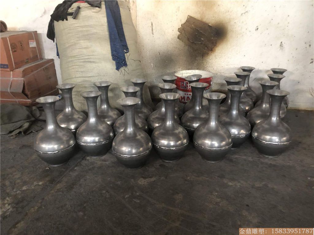 不銹鋼工藝品 雕塑制作廠家 花瓶雕塑